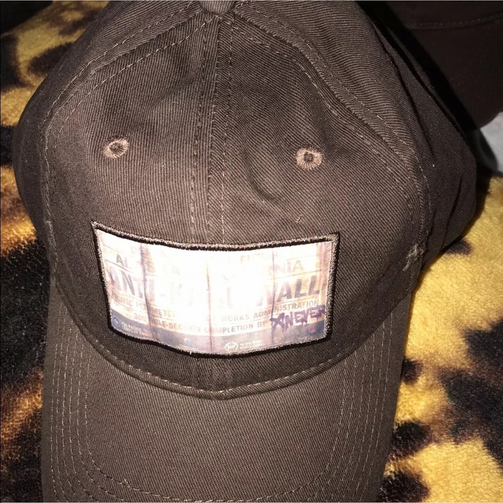 Pacific Rim deadstock baseball hat - Picture 9 of 11